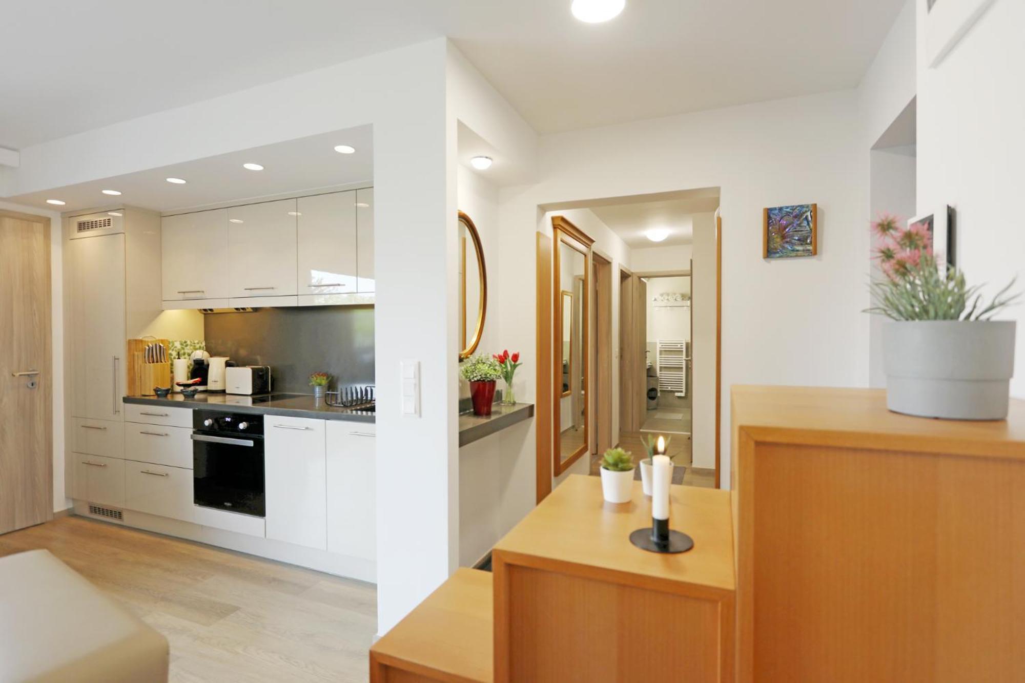 Atrium Apartman Heviz Mit Panoramaterrasse Und Tiefgarage エクステリア 写真
