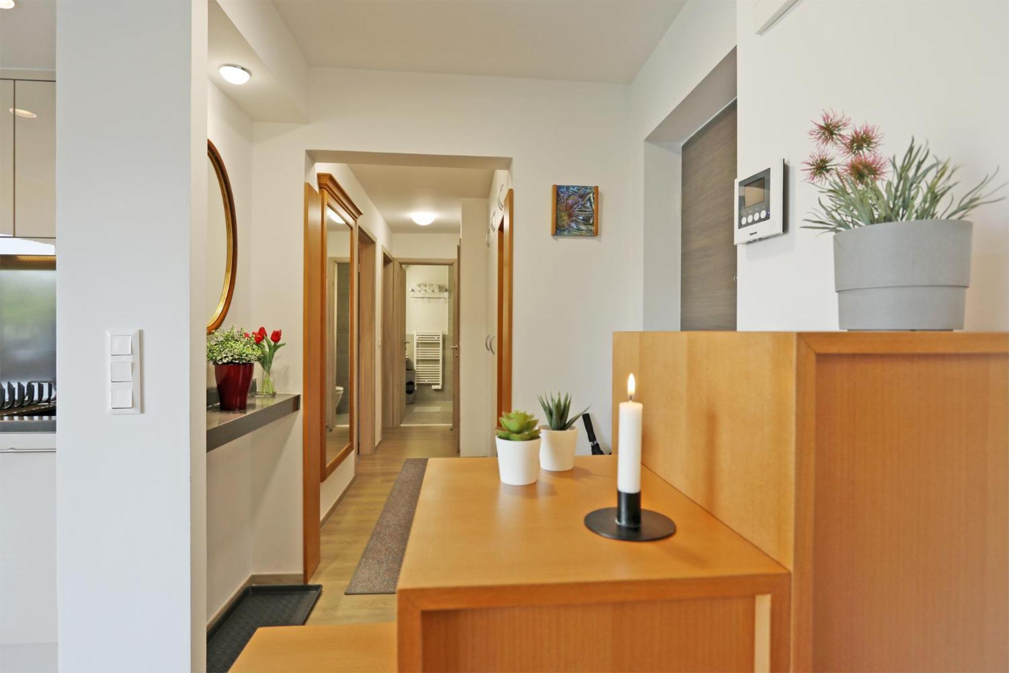 Atrium Apartman Heviz Mit Panoramaterrasse Und Tiefgarage エクステリア 写真