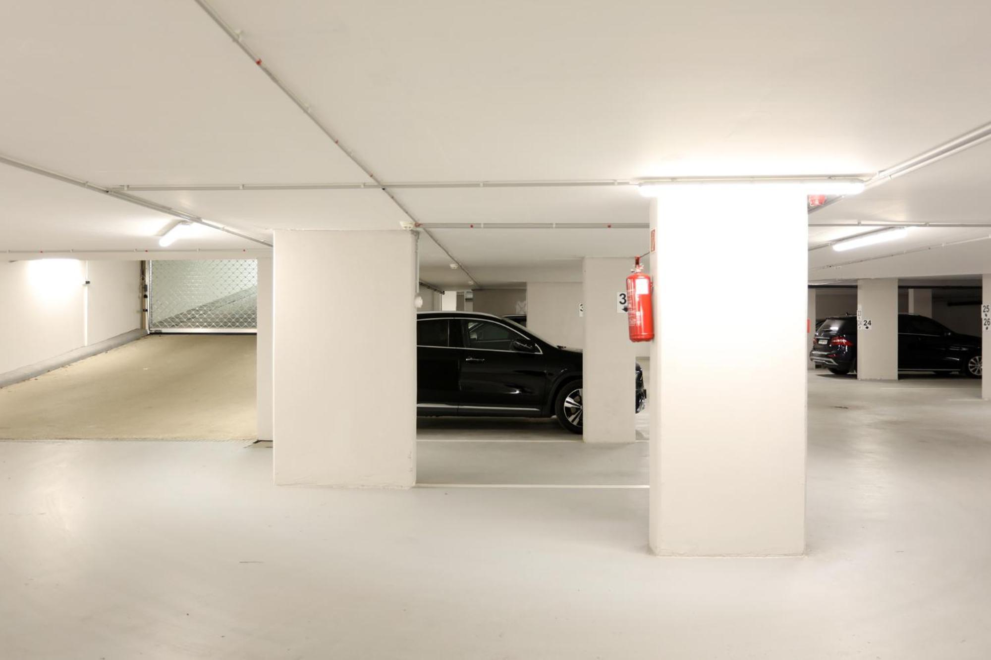 Atrium Apartman Heviz Mit Panoramaterrasse Und Tiefgarage エクステリア 写真